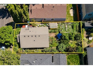 1210 NE Lenore St, Portland, OR 97211