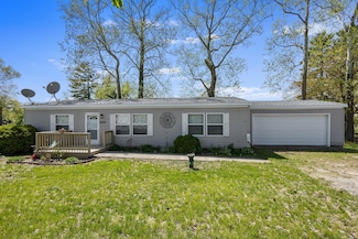6468 N Bedford Bay Ct, Monon, IN 47959