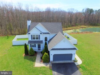 71 Fox Run Dr, Magnolia, DE 19962