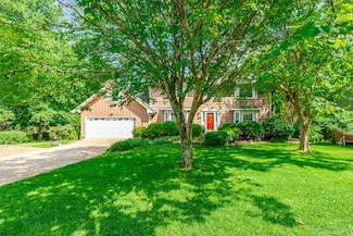 1820 Colonial Way Cir, Hixson, TN 37343