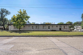 121 W 31st St N, Wichita, KS 67204