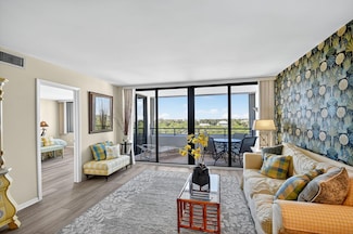 3589 S Ocean Blvd Unit 509, South Palm Beach, FL 33480