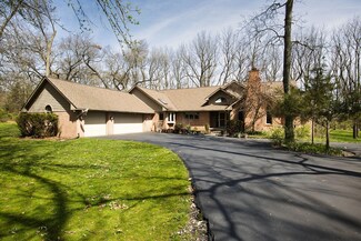 8494 Cedar Hills Dr, Dexter, MI 48130