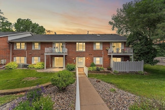 6333 Alderwood Cir Unit D, Woodbury, MN 55125