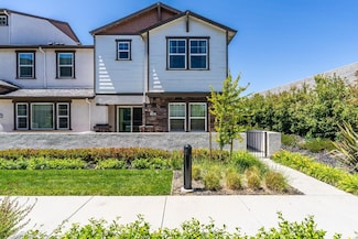 3080 Seaspray Walk, Sacramento, CA 95833