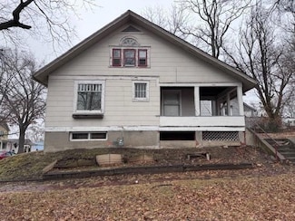 601 S 7th St, Leavenworth, KS 66048