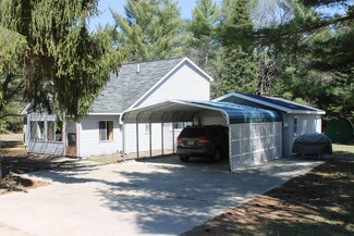1869 S Wakeley Bridge Rd, Grayling, MI 49738