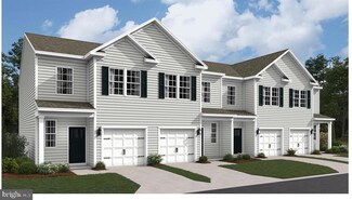 233 Ashton Ct, Catasauqua, PA 18032