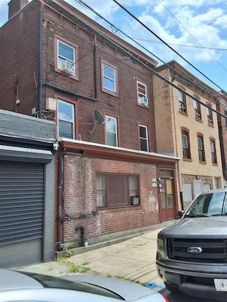 6 Liberty St, Newburgh, NY 12550