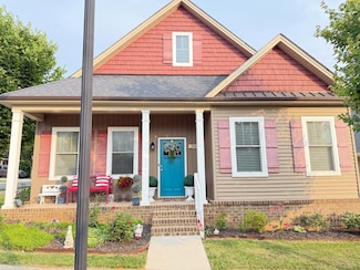 300 Hunterdale Dr, Lynchburg, VA 24502