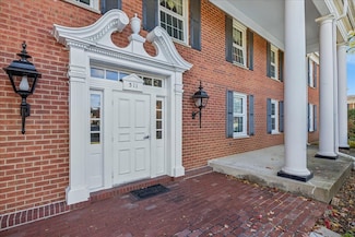 511 Coventry Ln Unit 2, Crystal Lake, IL 60014