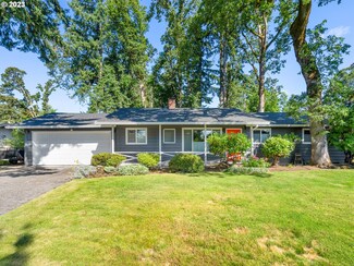 5389 SE Hillwood Ave, Milwaukie, OR 97267
