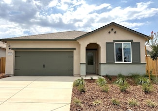 4500 Santa fe St, Riverbank, CA 95367