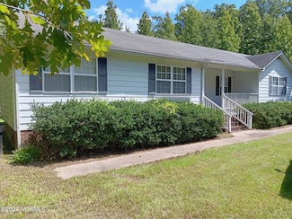 8454 N Carolina 305, Jackson, NC 27845