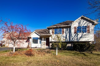 17708 311th Ct, Shafer, MN 55074