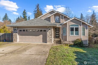 137 Sweet Birch Dr, Longview, WA 98632