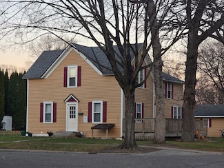 145 Milwaukee Ave SW, Hutchinson, MN 55350