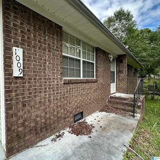 1009 Maxanna Dr, Anniston, AL 36206