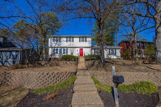 4 Colleen Ct, Little Rock, AR 72212
