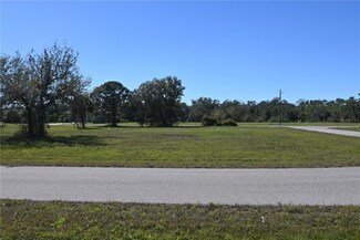 3 Flare Ct, Rotonda Sands, FL 33946