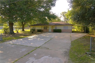 1601 Ball Cut Off Rd, Pineville, LA 71360