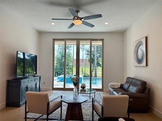 17622 Blushing Meadow St, Conroe, TX 77302