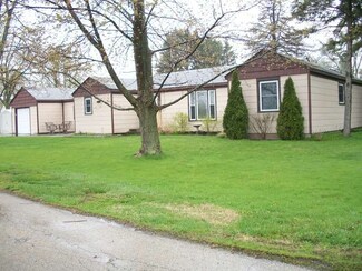 240 E Washington St, Waterman, IL 60556