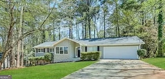 530 Valley Woods Cir SE, Conyers, GA 30094
