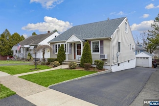 101 Pasadena Place, Hawthorne, NJ 07506