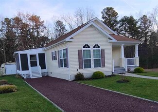 1 Pine Tree Ct, Mays Landing, NJ 08330