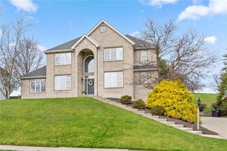 7011 Oak Park Dr, Gibsonia, PA 15044