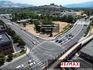 1300 E Barnett Rd, Medford, OR 97504
