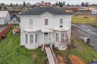 760 S 2nd St, Lebanon, OR 97355