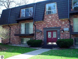 119 Fair St Unit 1, Traverse City, MI 49686