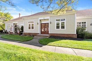 3 Chadwick Ln Unit b, Monroe Township, NJ 08831