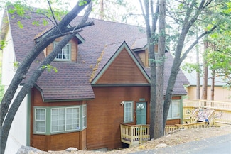 27381 Cottonwood Ln, Lake Arrowhead, CA 92352