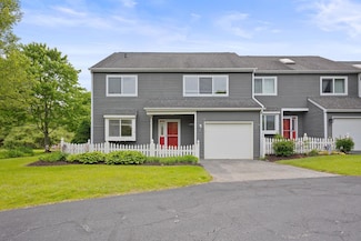 19 Cushing Green S, Pawling, NY 12564
