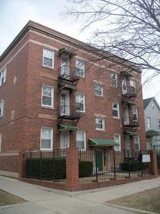 2155 N Kenneth Ave Unit 3S, Chicago, IL 60639