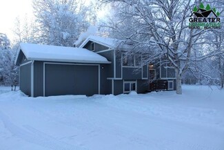 1685 Mustang Cir, North Pole, AK 99705
