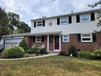 81 Bemis Rd, Holyoke, MA 01040