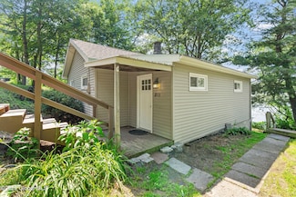 311 Hudson Ave, Troy, NY 12182