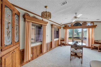 6 Bass Ln, Naples, FL 34114