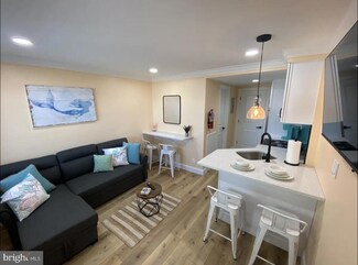 225 E Wildwood Ave Unit 305, Wildwood, NJ 08260