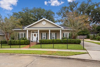 1529 Magnolia St Unit 4, Gulfport, MS 39507
