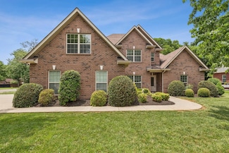 2805 Wynthrope Hall Dr, Murfreesboro, TN 37129