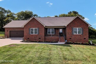 1444 Benjamin Blvd, Sevierville, TN 37876