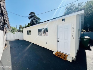 14758 1/2 Lemay St, Los Angeles, CA 91405