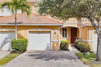 10043 Salina St, Fort Myers, FL 33905