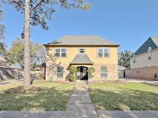 2007 Shadowbriar Dr, Houston, TX 77077