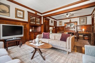 452 Park Dr Unit 8, Boston, MA 02215